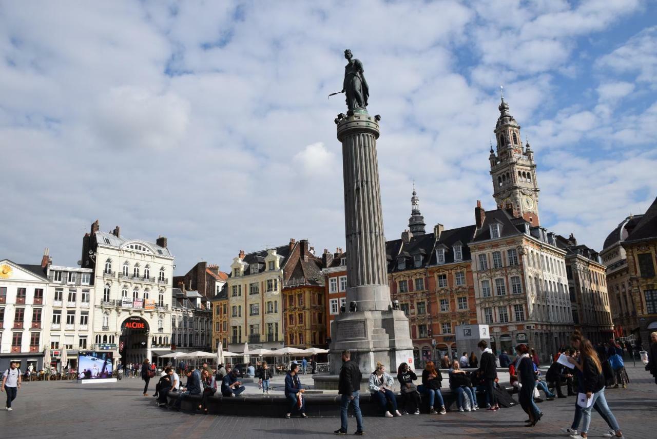 Paddy'S Place Lille Bagian luar foto